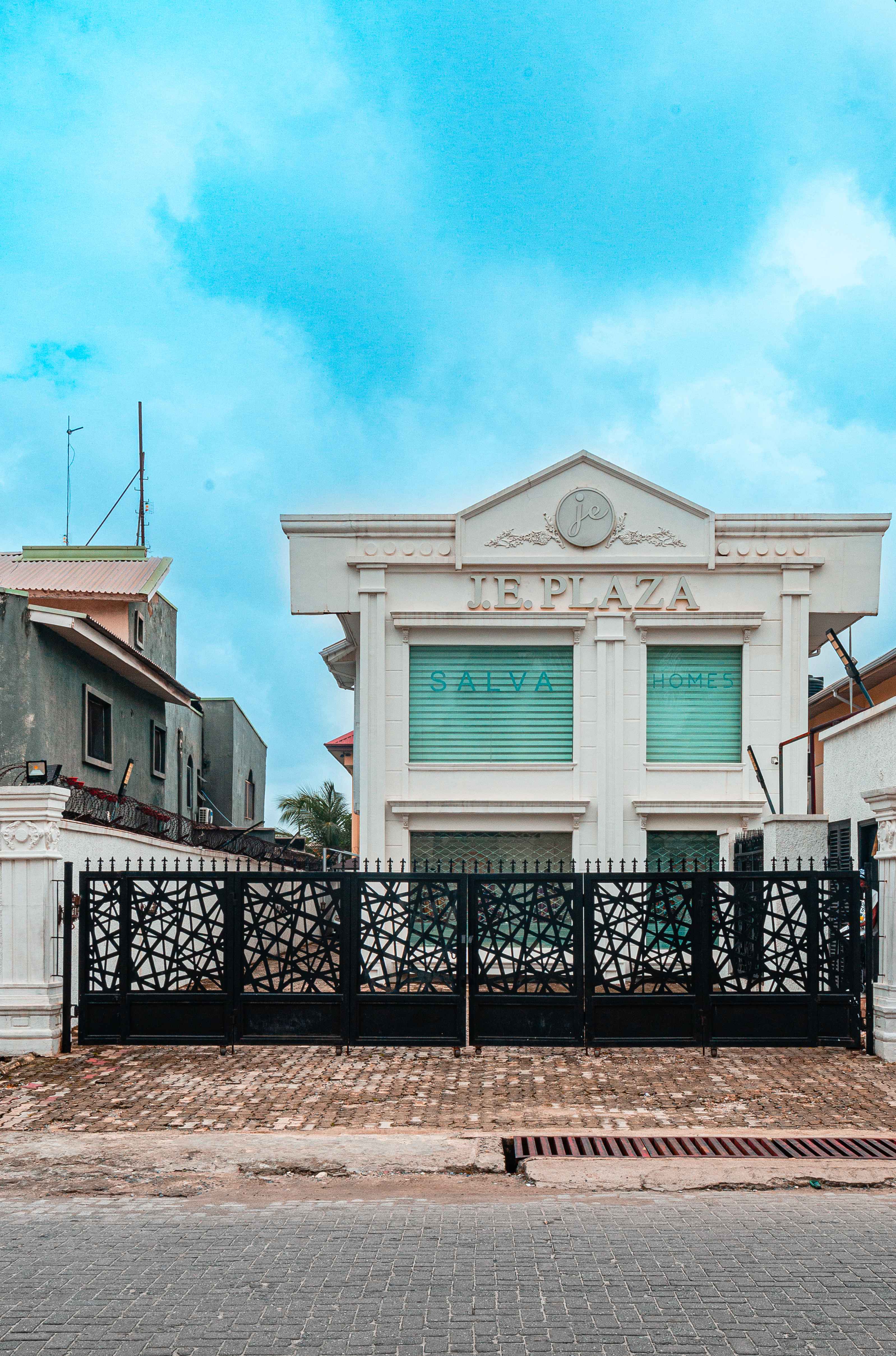 Property JE Plaza - view 2