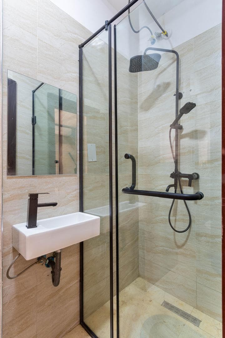 Property Nightingale Luxury Homes - view 8
