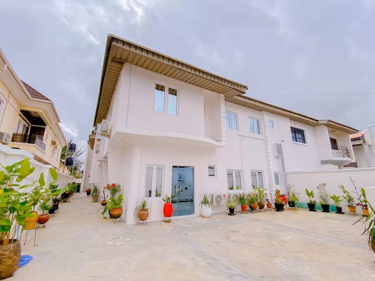 Exterior of a modern residential building managed by EFM